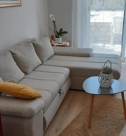 Apartment Zorka Supetarska Draga Kültér fotó
