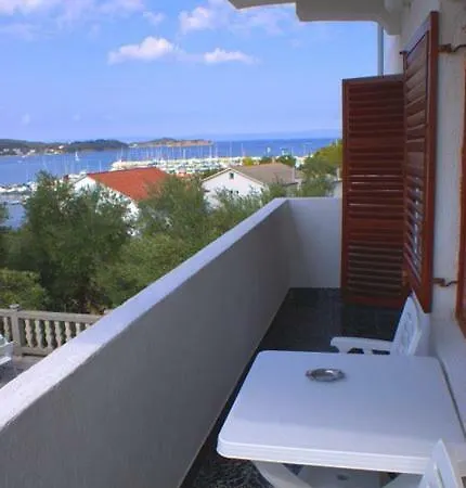 Apartment Zorka Supetarska Draga Kültér fotó